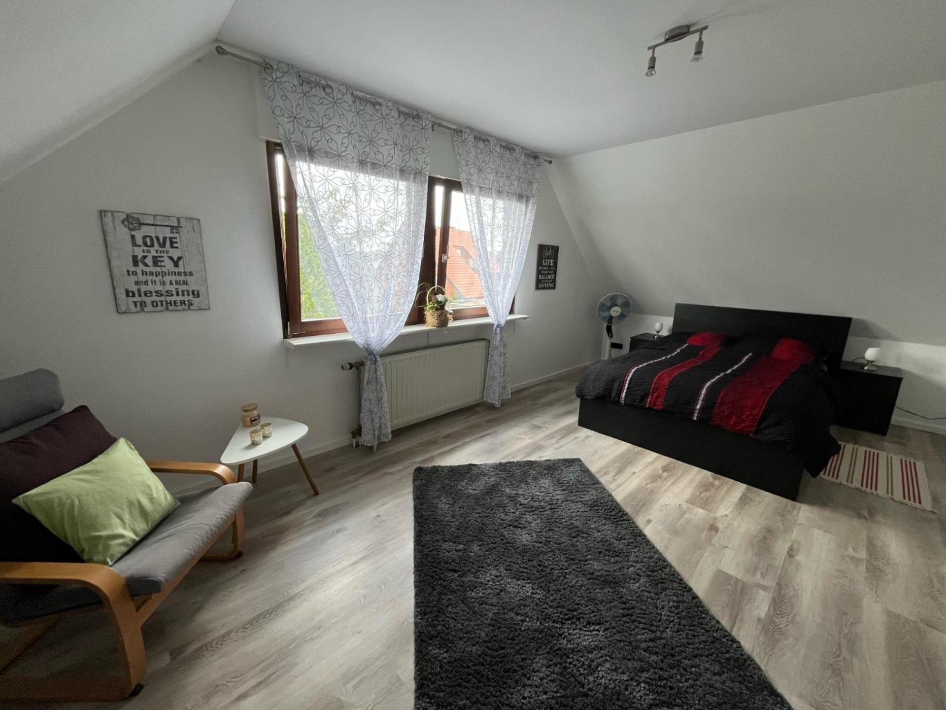 Ferienwohnung Kleine Auszeit อัสเชอแบร์ก ภายนอก รูปภาพ